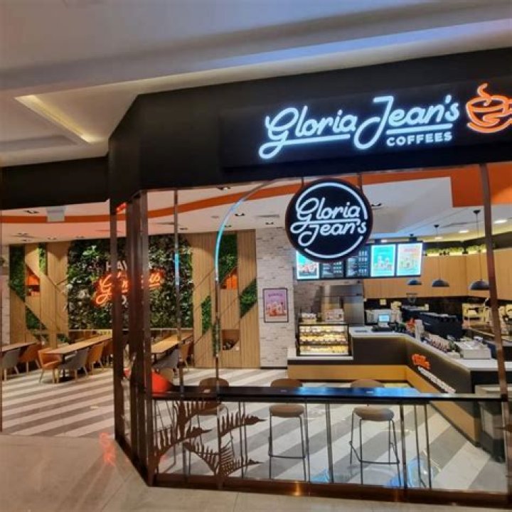 Gloria Jean’s Kevin Khoo Wikipedia: Wife And Family
