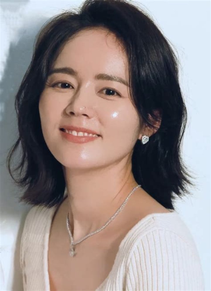 Han Ga In – Biography, Facts & Life Story