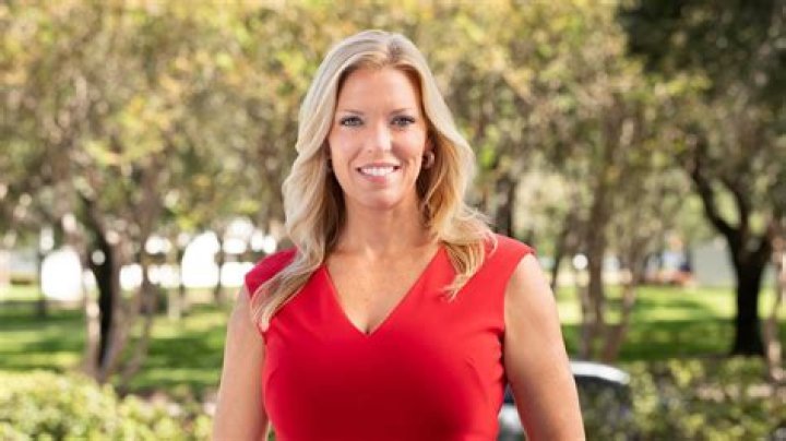 Holly Gregory Bay News 9, Bio, Wiki, Age, Height, Husband, Salary, Net Worth