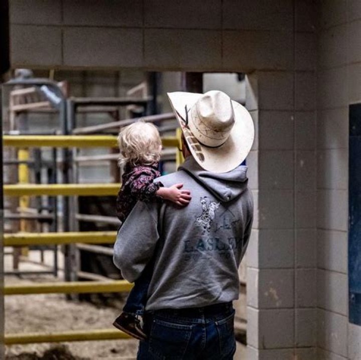 
Learn If Kristen Tuff Scott Is In A Relationship With Someone, Broke Up With Missy?
