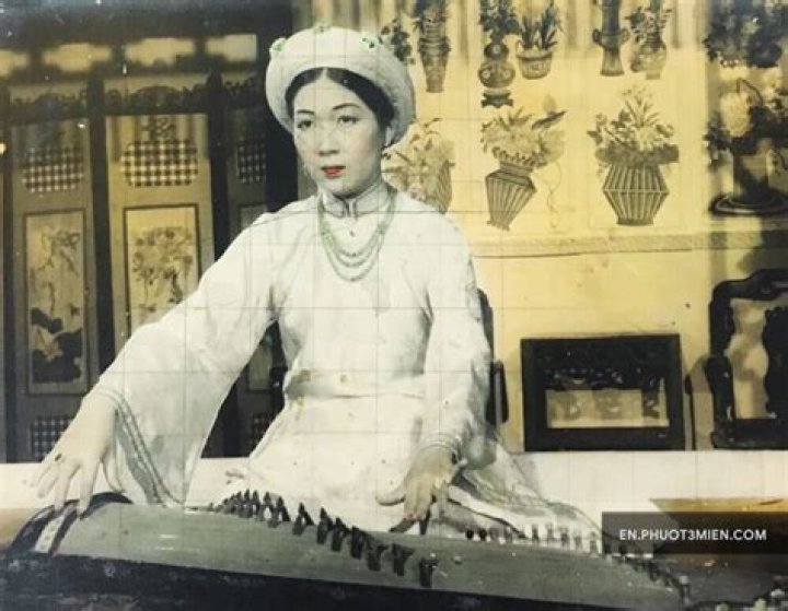 Huyen Tran Phone Number, WhatsApp Number Contact Number Mobile