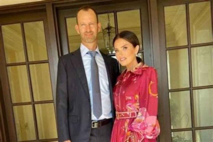 
Who Is William O. DeWitt Jr.’s Wife Kathy DeWitt?
