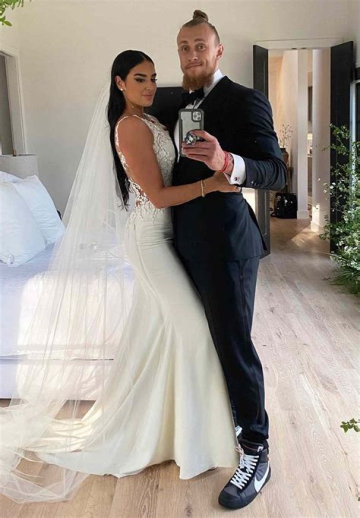 Is George Kittle Gay Or Does He Have A Girlfriend? Love Life