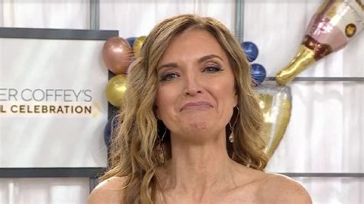 Jennifer Coffey QVC, Bio, Wiki, Age, Height, Husband, Daughter, Salary, and Net Worth