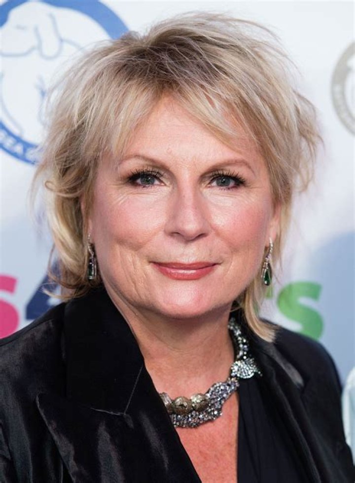 Jennifer Saunders – Biography, Facts & Life Story