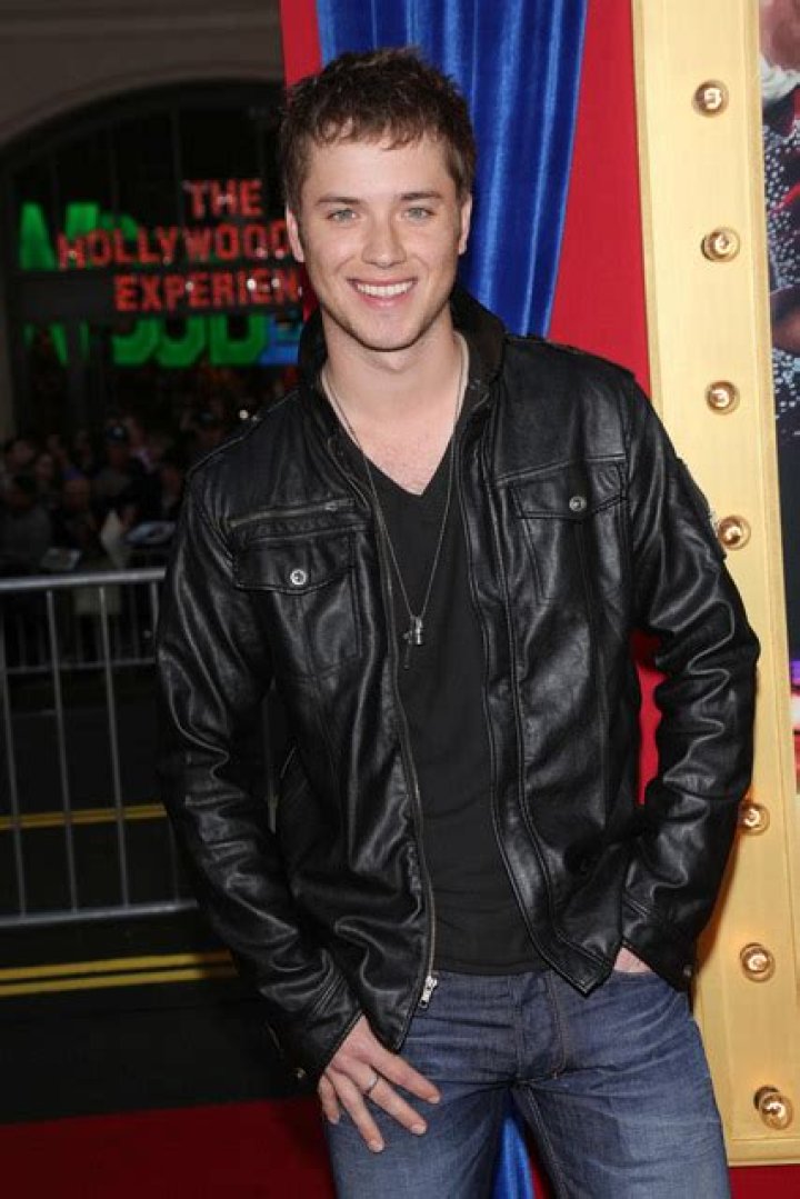 Jeremy Sumpter Height