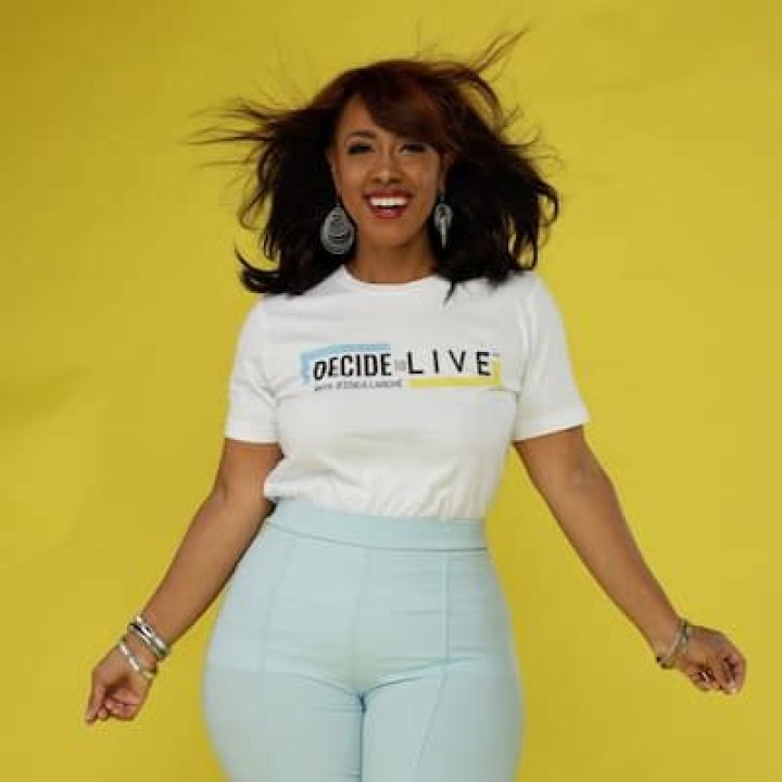 Jessica Larche WTKR, Bio, Wiki, Age, Height, Family, Husband, Salary, Net Worth