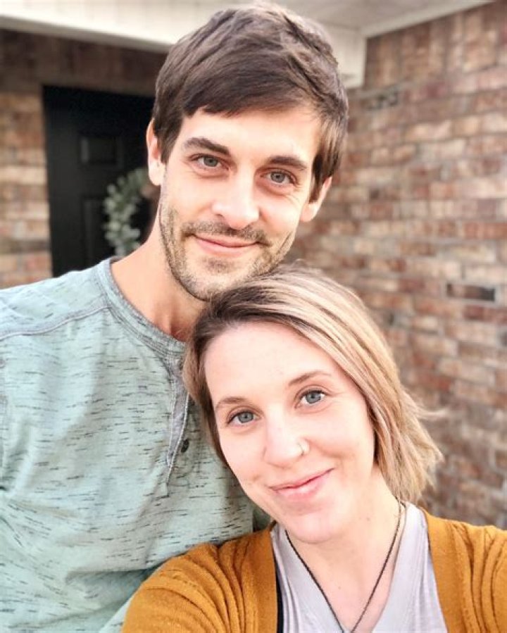 Who is Jill Duggar husband Derick Dillard? His Wiki-Bio, Net worth, Height, Marriage, kids.