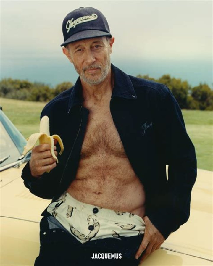 Is He Married To Rose McConnell?