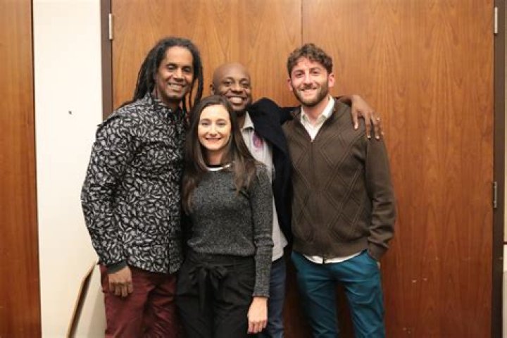 Reporter Jonathan Lemire and Wife Carrie Melago Share Common Interest in Journalism