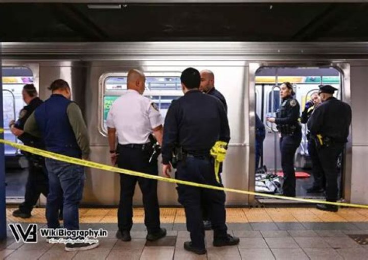 Jordan Neely’s Wiki, Age, Death Reason, Career, Biography, Father, Mother, & More