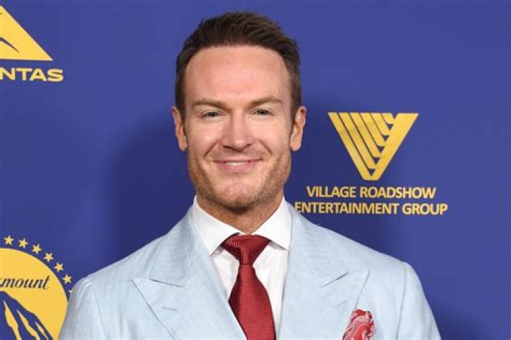 Josh Lawson – Biography, Facts & Life Story
