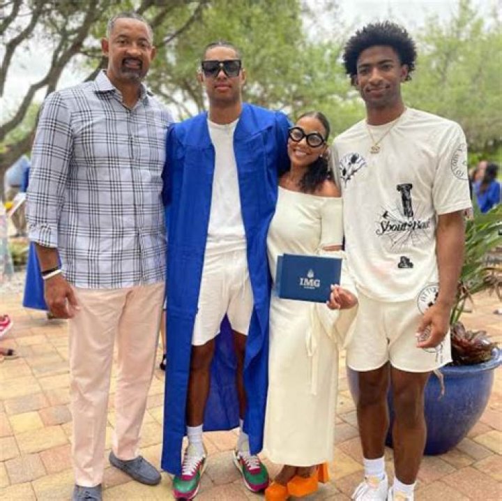 Who Is Juwan Howard Brother? Sister And Family Details