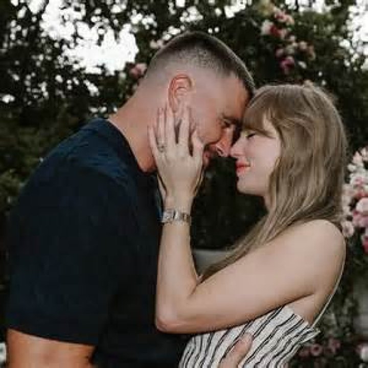 Kassi Ashton Gushes about Boyfriend’s Romantic Proposal
