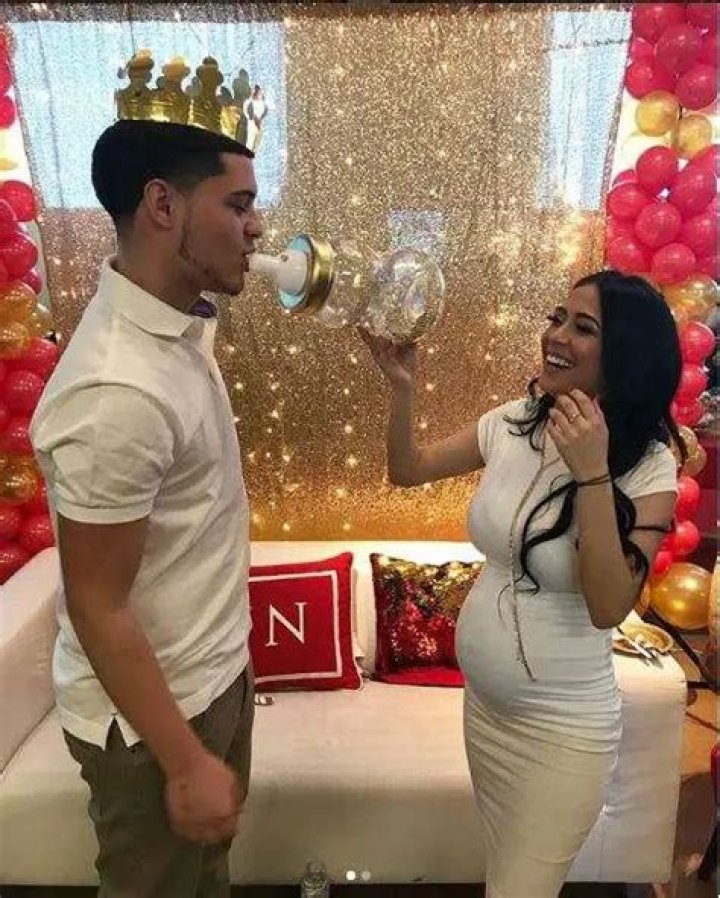 Instagram Star Kaylina Eileen Pregnant At Age 16 And Revealing Baby Daddy At 17