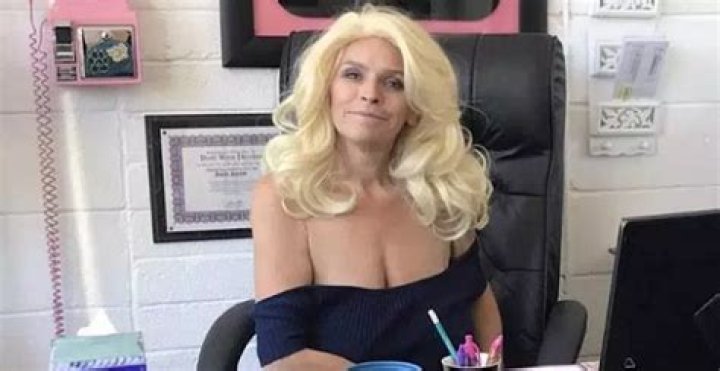 
Meet Garry Chapman – Photos Of Beth Chapman’s Son With Husband Duane Chapman
