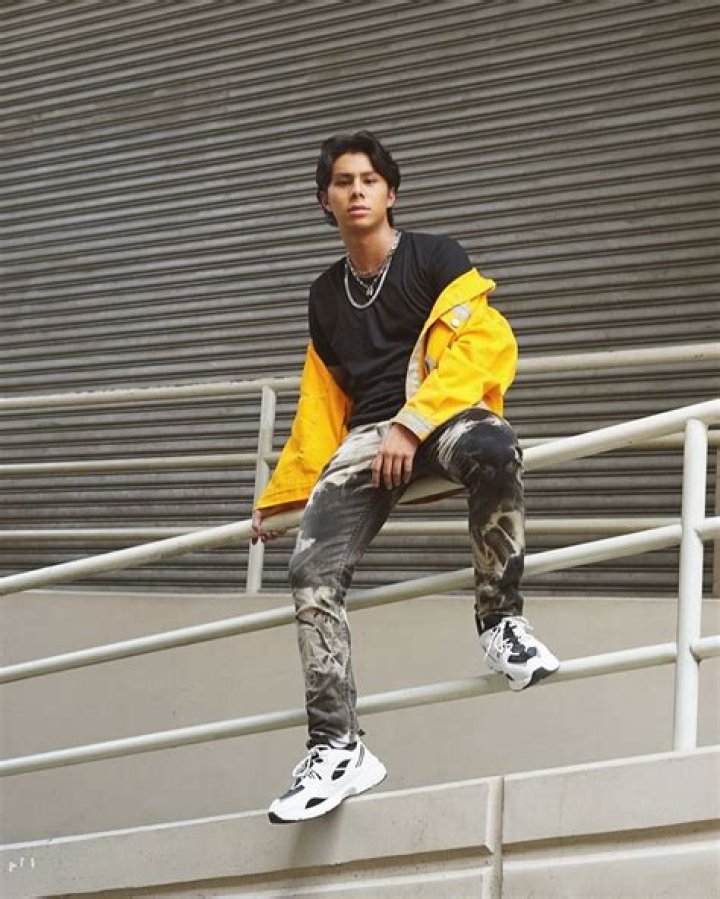 Kenneth San Jose Wiki, Age, sa taille, sa petite amie et tout ce que vous devez savoir - Celebrity.tn