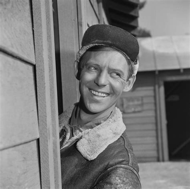 Larry Hovis