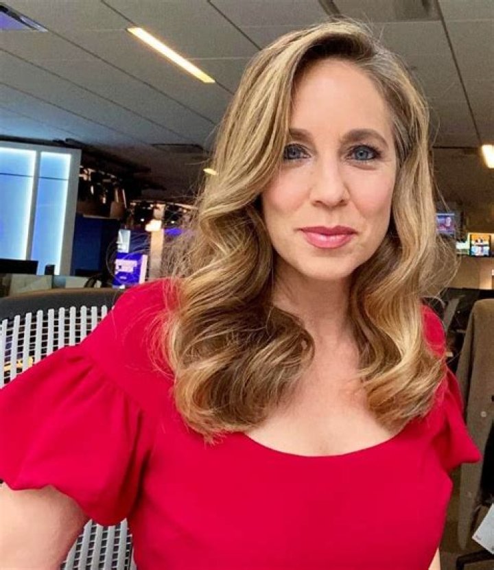 Lauren Glassberg Abc7, Bio, Wiki, Age, Height, Husband, Education, Salary, and Net Worth