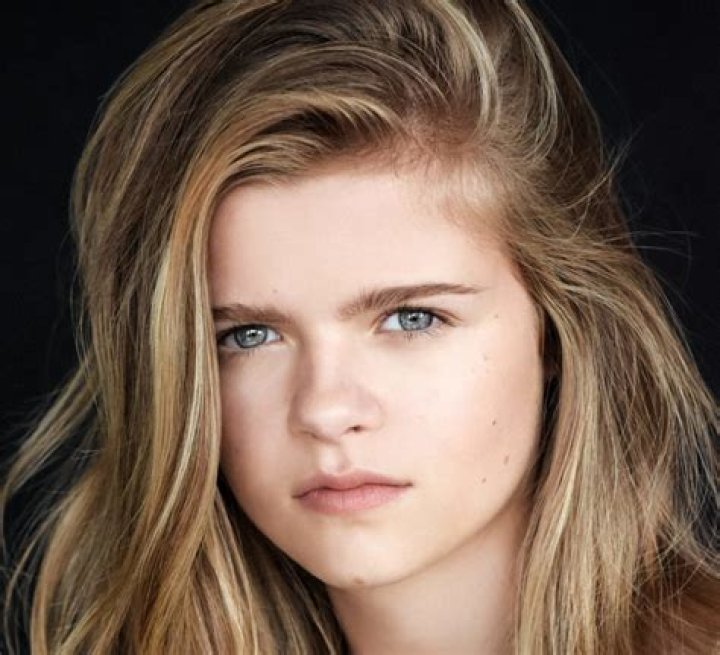 Lauren McNamara Height