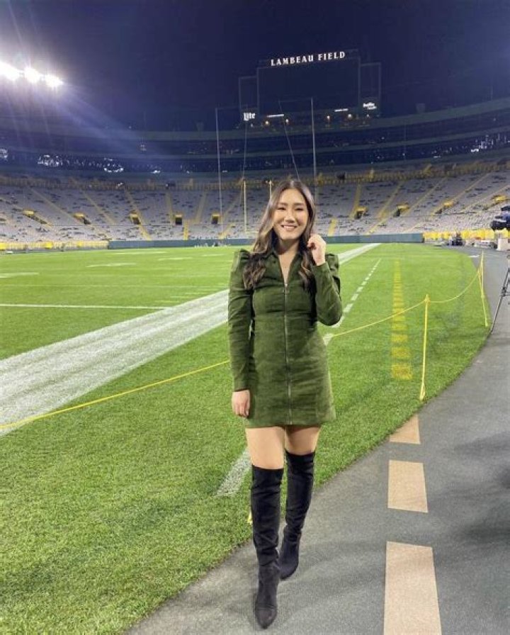 Lily Zhao WITI, Bio, Wiki, Age, Husband, Fox 6, Salary, And Net Worth