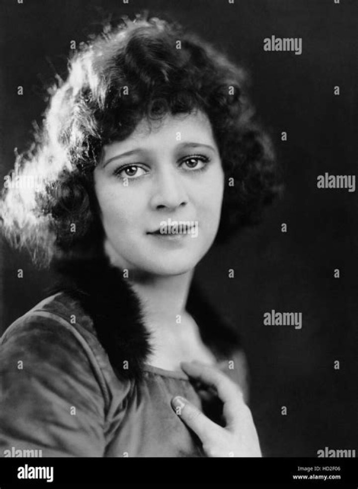 Marguerite De La Motte Net Worth