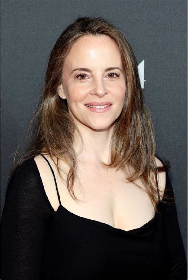 Maria Dizzia Age, Height, Net Worth, Husband, Wiki