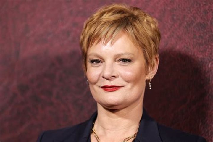 Martha Plimpton – Biography, Facts & Life Story