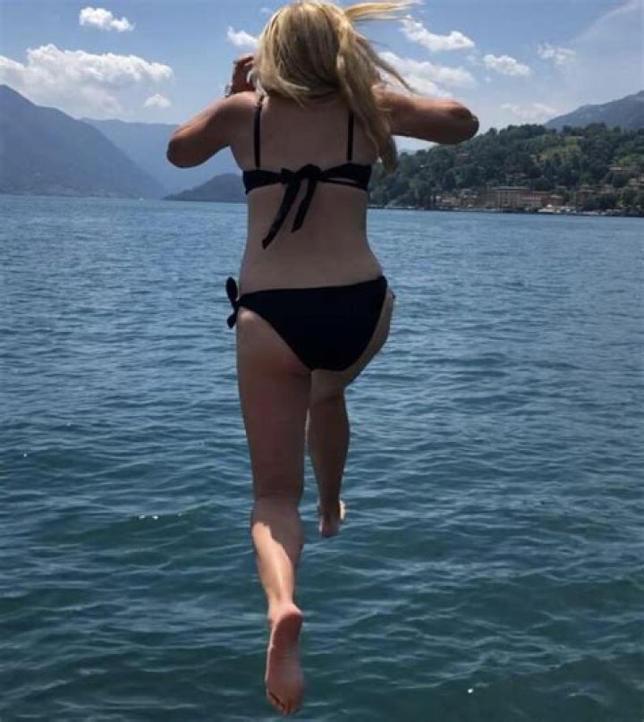 Meredith Marakovits Yankees, Bio, Wiki, Age, Height, Husband, Salary, and Net Worth