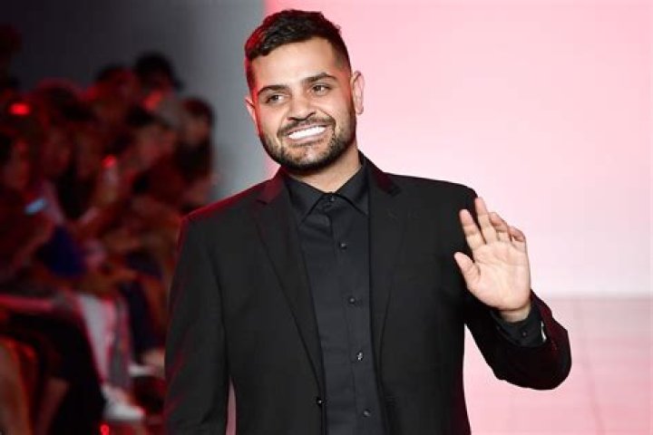 Michael Costello Dresses, Bio, Wiki, Age, Husband, and Net Worth