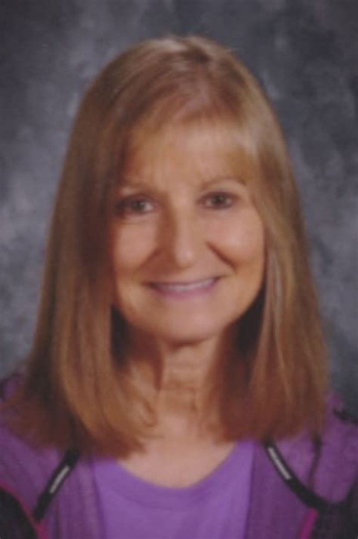 
Here Is What You Should Know About Justine Ezarik Or iJustine’s Sister Jenna Ezarik
