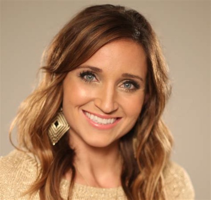 Mindy McKnight YouTube, Bio, Wiki, Age, Height, Husband, Heritage, and Net Worth