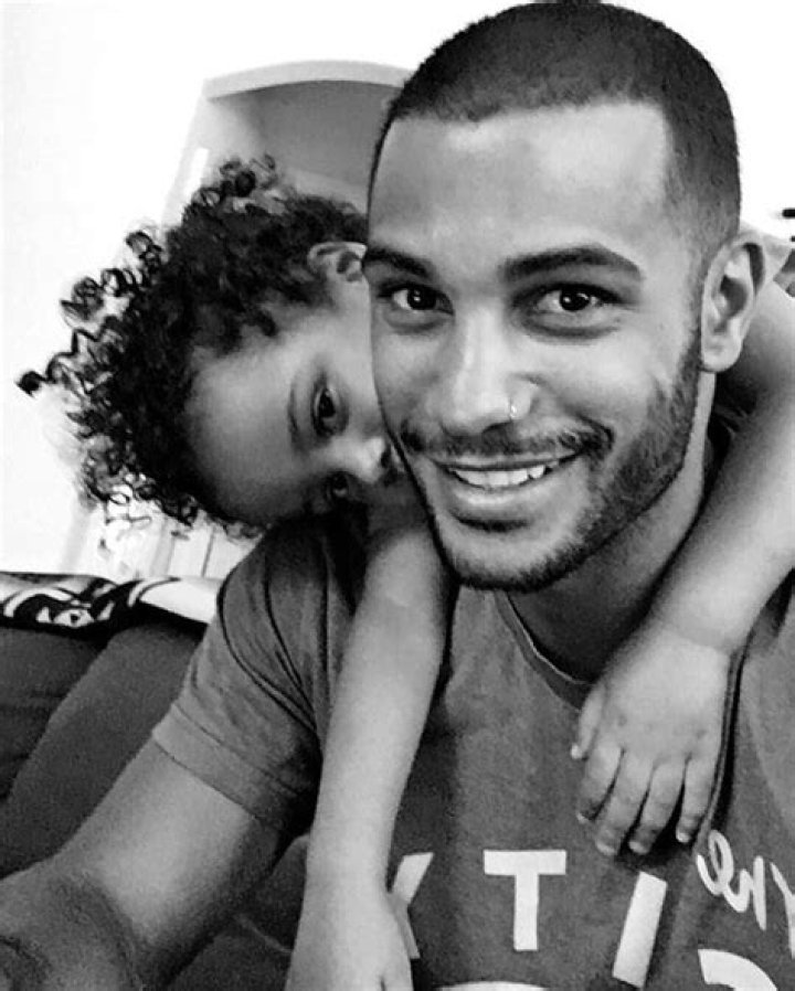 Is Nathan Owens Gay Or Does He Have Girlfriend?