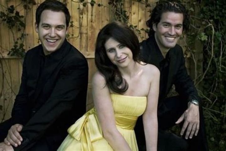 Meet Navah Perlman – Photos Of Itzhak Perlman’s Daughter With Wife Toby Perlman