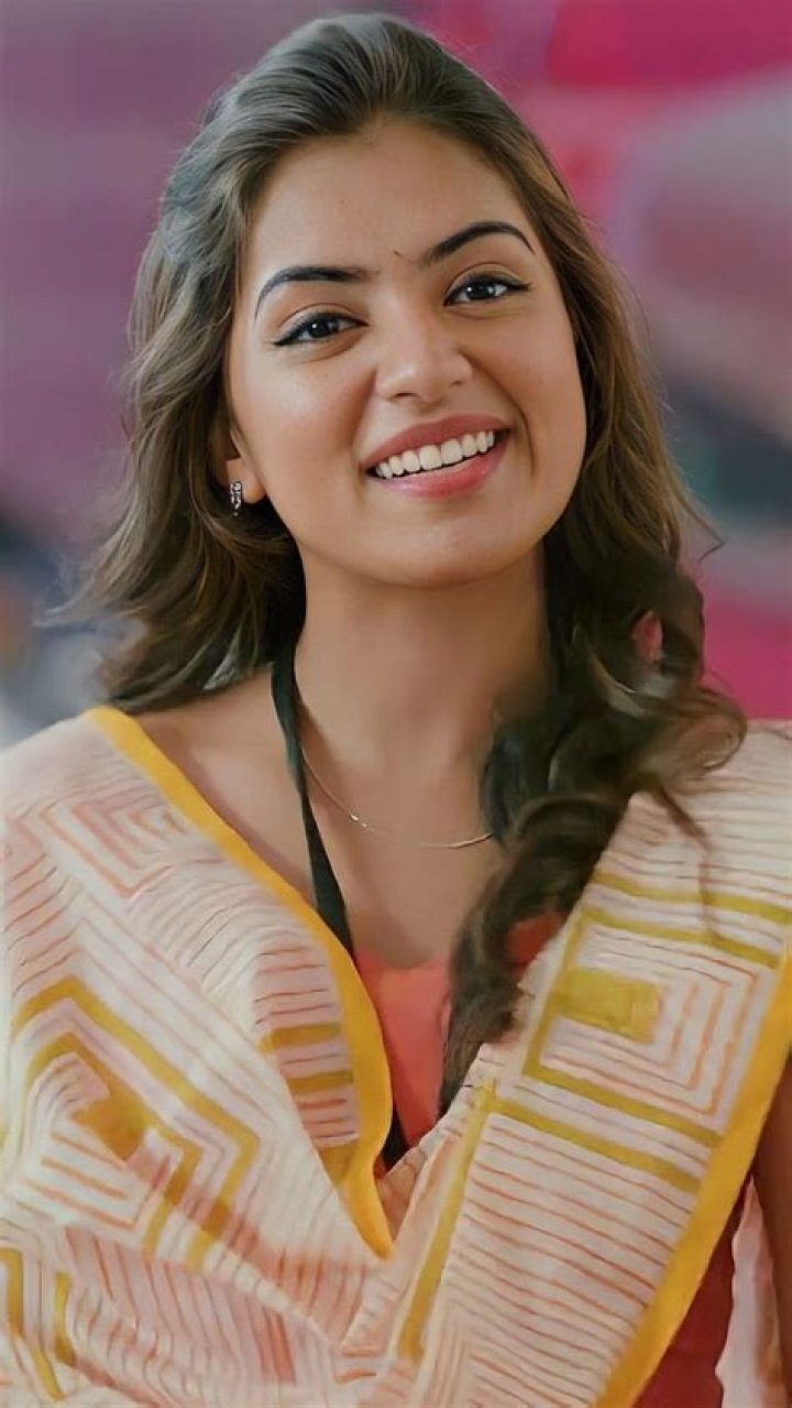 Nazriya Nazim – Biography, Facts & Life Story