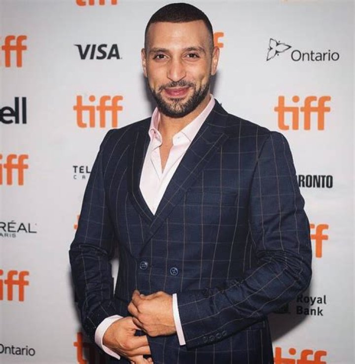 Nidhal Saadi Wiki, Biographie, Age, Taille, Mariage, Contact & Informations