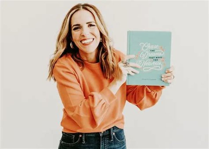 Know How Rachel Hollis' Net Worth Is Connected To Her Book Sales