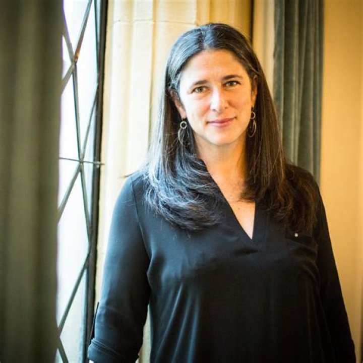 Rebecca Traister New York Magazine, Bio, Wiki, Age, Husband, Salary, and Net Worth
