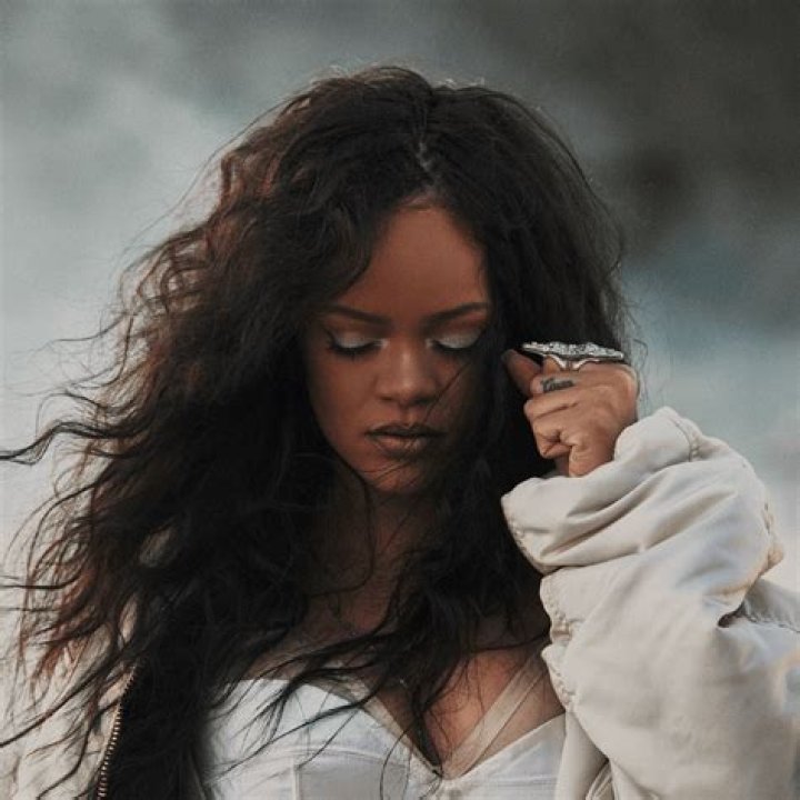 Rihanna – Biography, Facts & Life Story