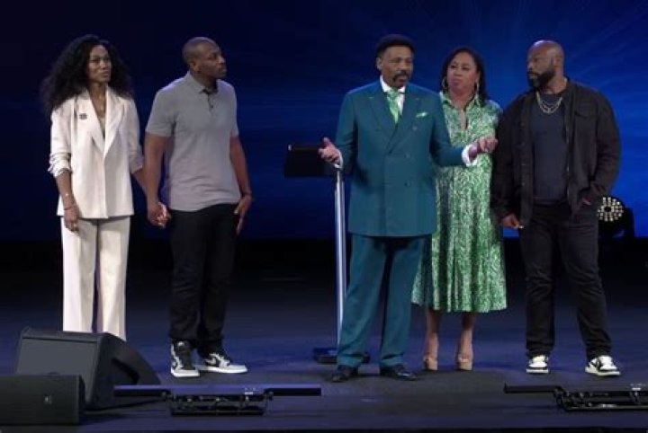 How Old Was Dr Carla Crummie Husband?