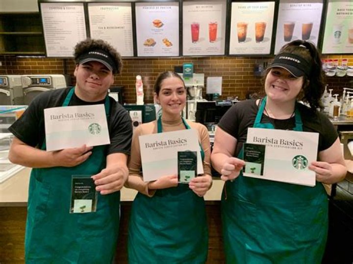 Salary of a Starbucks Manager – Earnings and Hourly Wages