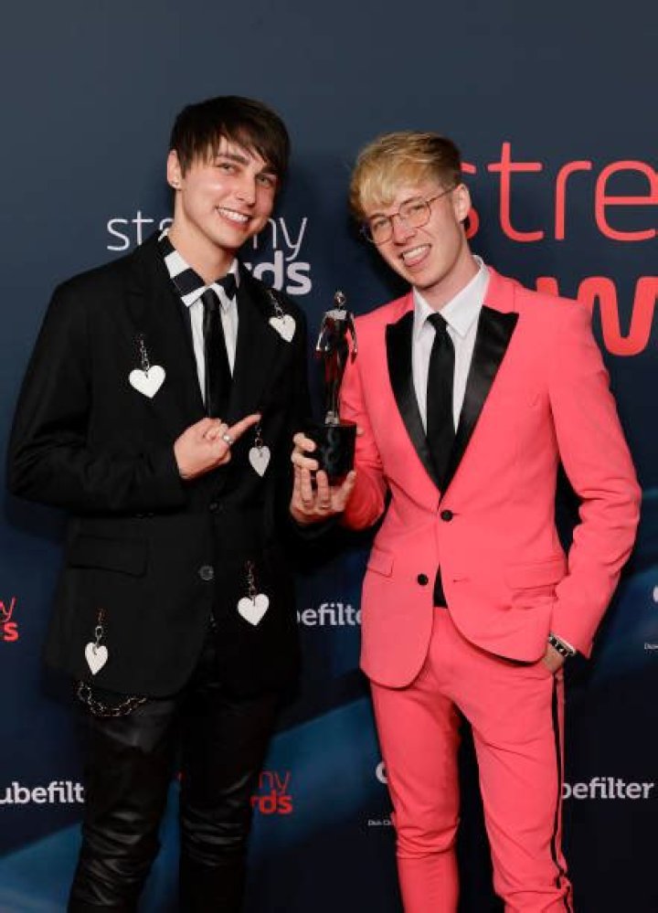 Sam Golbach Instagram, Bio, Wiki, Age, height, Girlfriend, Merch, Colby, and Net Worth