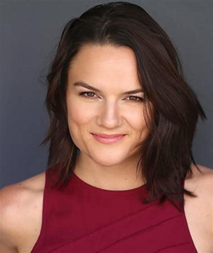 Sarah Booth – Biography, Facts & Life Story