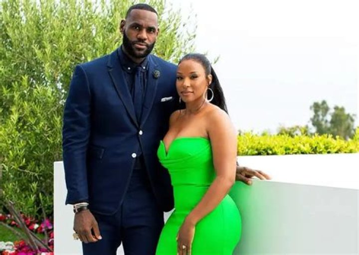 Facts You Need to Know about Savannah Brinson — Kids, Family Life, and Net Worth