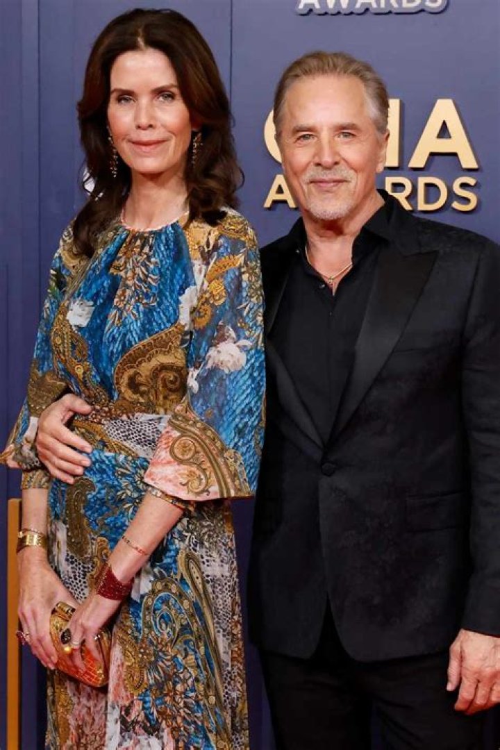 Meet Sean Teale Girlfriend Jelly Gould, Relationship Timeline