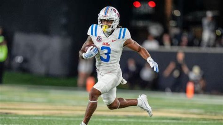 SEC WR Rankings 2023: Antwane Wells Jr. and Zakhari Franklin Top the List Ahead of the 2023 Season