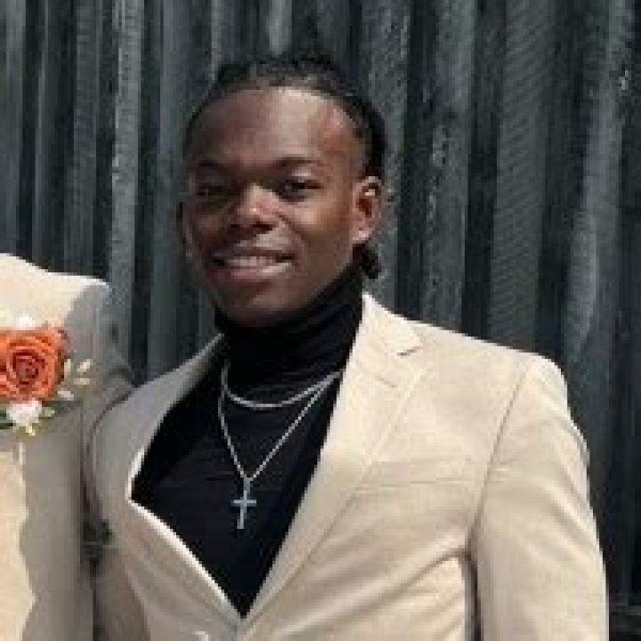 
Meet Bella Boone – Photos Of Aaron Boone’s Daughter
