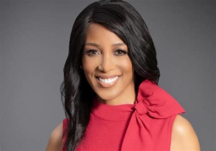 Shaun Robinson Bio, Wiki, Age, Husband, 90 Day Fiance, Access Hollywood, and Net Worth