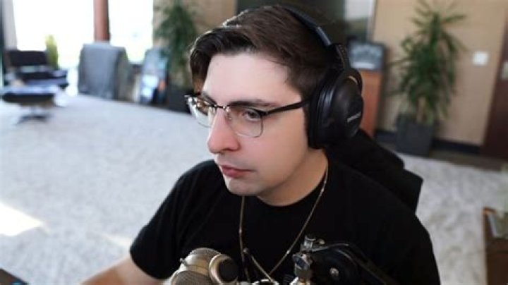 Shroud YouTuber, Bio, Wiki, Age, Height, Girlfriend, Twitch, Sentinels, and Net Worth