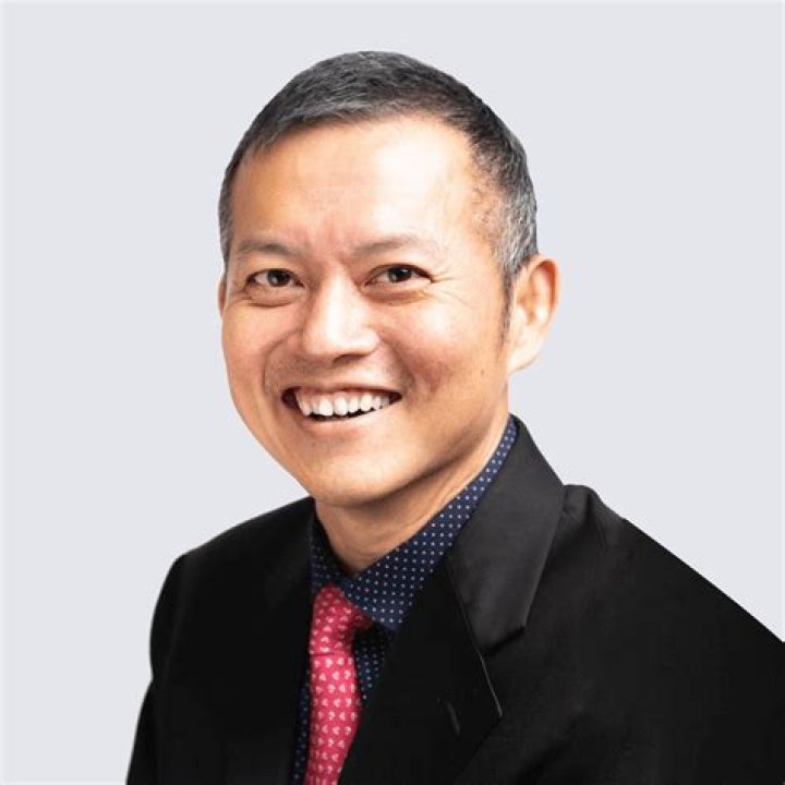 Singapore Hun Yew Kwong LinkedIn: Where Does He Work?